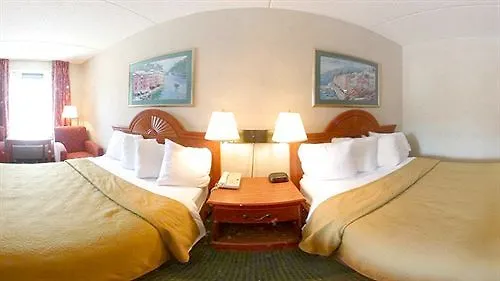 Econo Lodge Naval Station Norfolk